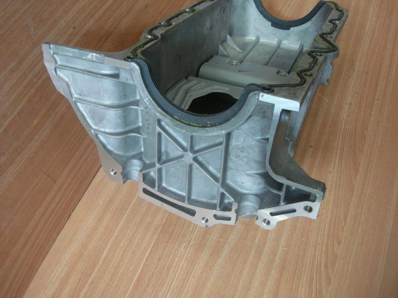 Oil Pan Sump fits Chevrolet Blazer GMC Jimmy 4.3 12558216 Genuine View Right