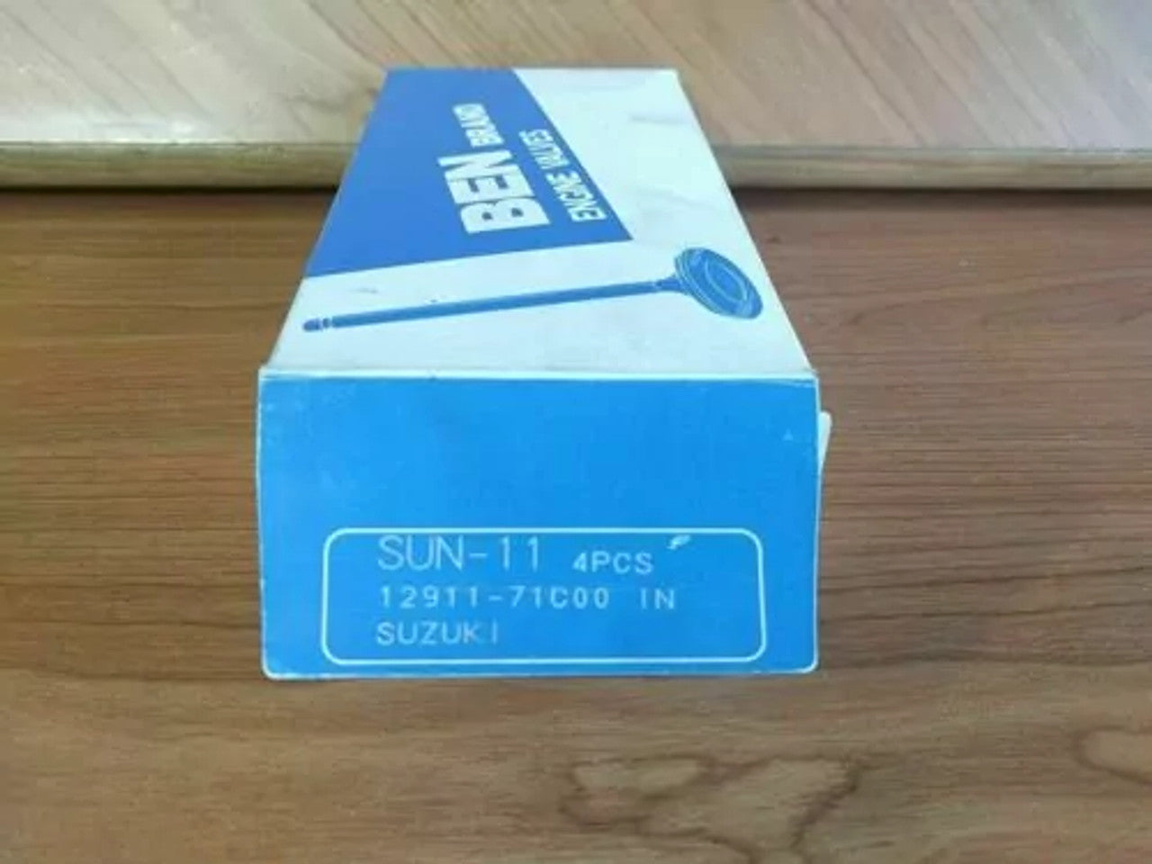 4x Intake Valves Inlet fits Suzuki Escudo TA01 TD01 Vitara SF416 Sidekick G16A 12911-71C00 View Front