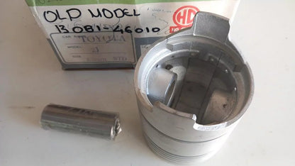 4x Piston fits Toyota J engine STD 2300cc Diesel 88mm Bore 13081-46010 View Right