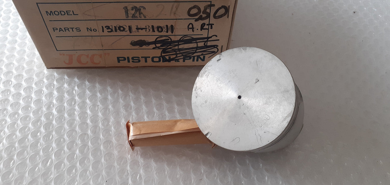 4x Piston fits Toyota 2R engine 78.50mm Bore Oversize 0.50mm 13101-31011 View Front