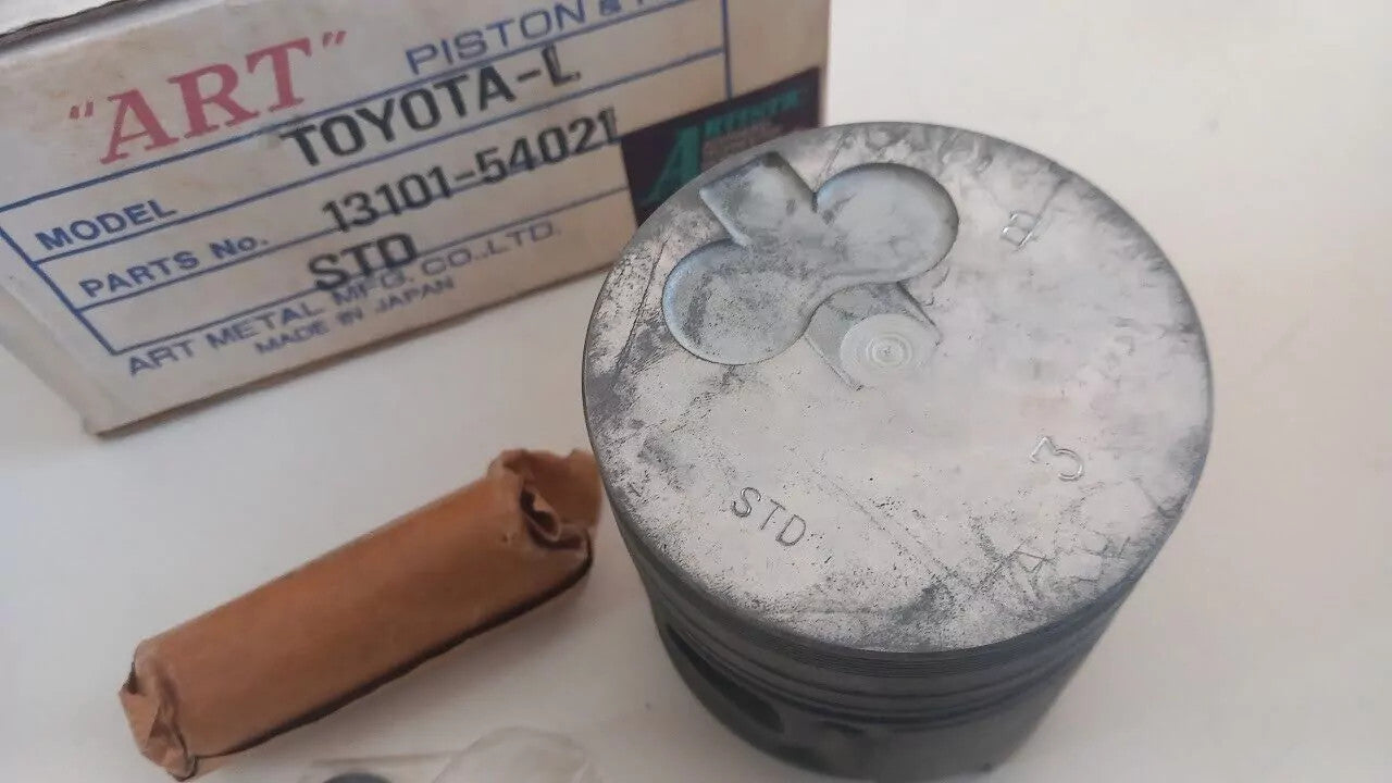 4x Piston fits Toyota L engine 2200 Diesel 90mm Bore STD 13101-54021 View Rear