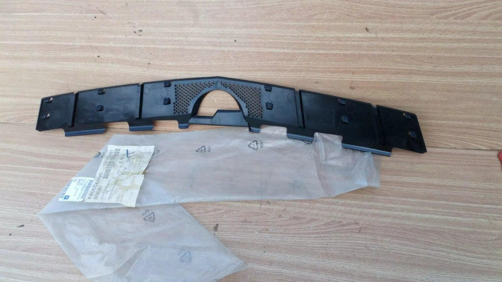 Radiator Grille Cover fits Opel Vauxhall Astra H 13108461 Genuine View Front