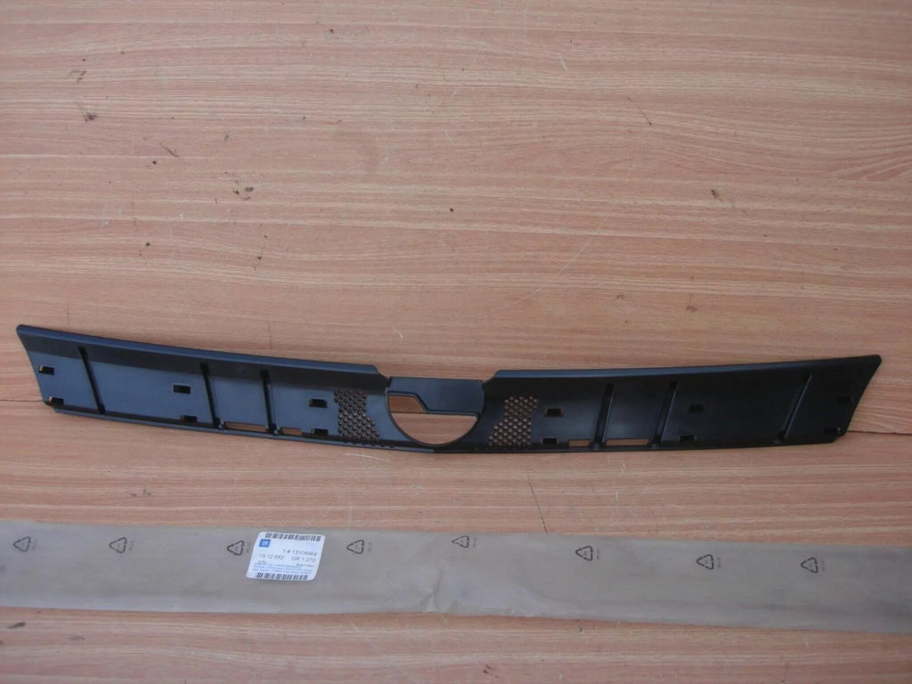 Grille Front Deflector Cover fits Opel Vauxhall Astra H 13108464 Genuine View Front