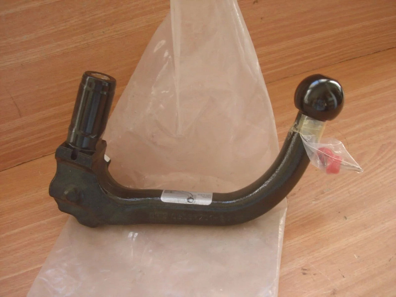 Tow Bar fits Opel Vauxhall Astra G 13109875 Genuine View Front