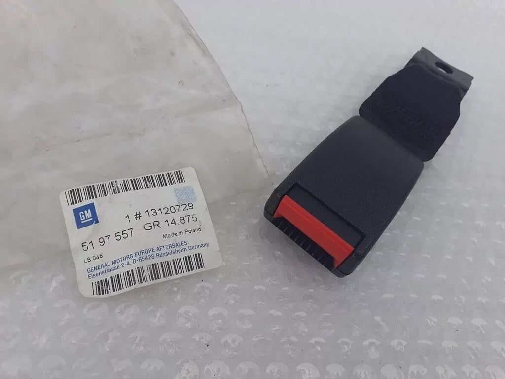 Rear Seat Belt Buckle Outer fits Opel Vauxhall Zafira A 13120729 Genuine View Front