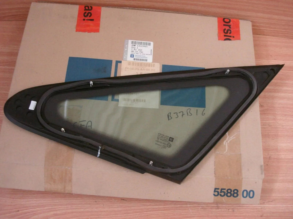 Window Front Door Right fits Opel Vauxhall Zafira B 13123921 Genuine View Rear
