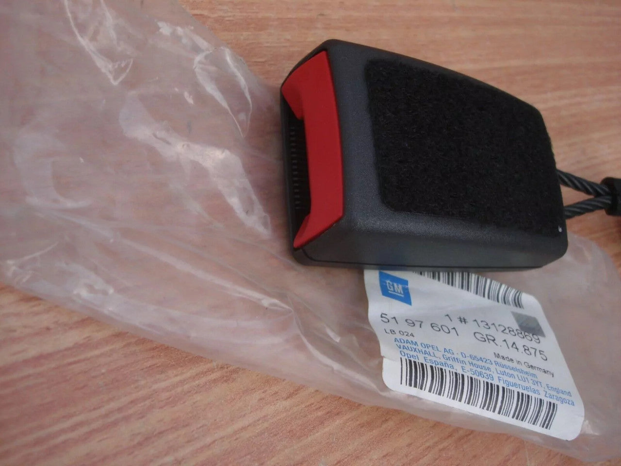 Seat Belt Buckle Lock Rear Right fits Opel Vauxhall Astra H 13128869 Genuine View Rear