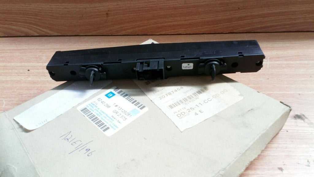 Switch Hazard Light fits Opel Vauxhall Astra H Zafira B 13129281 Genuine View Rear