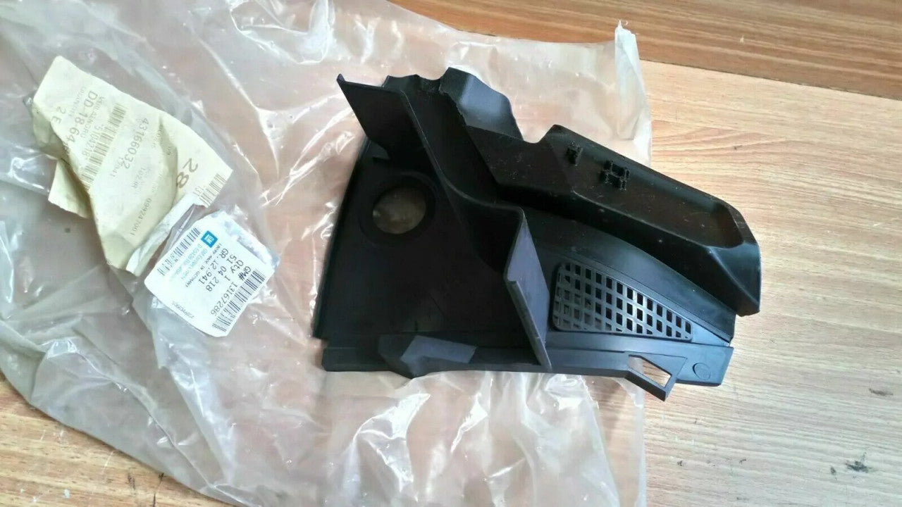 Windscreen Trim Right fits Opel Vauxhall Zafira A 13167286 Genuine View Rear