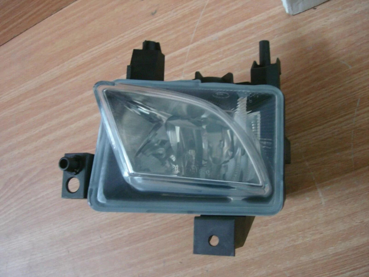 Fog Light Front Right fits Opel Vauxhall Vectra C 13170950 Genuine View Left
