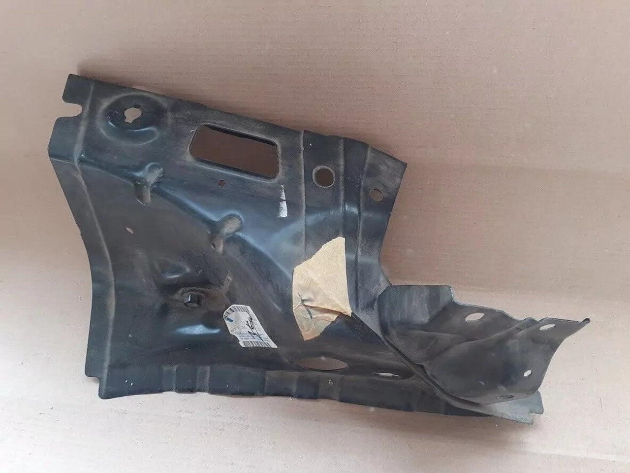Front Wheelhouse Panel Right fits Opel Vauxhall Astra H 13181100 Genuine View Left