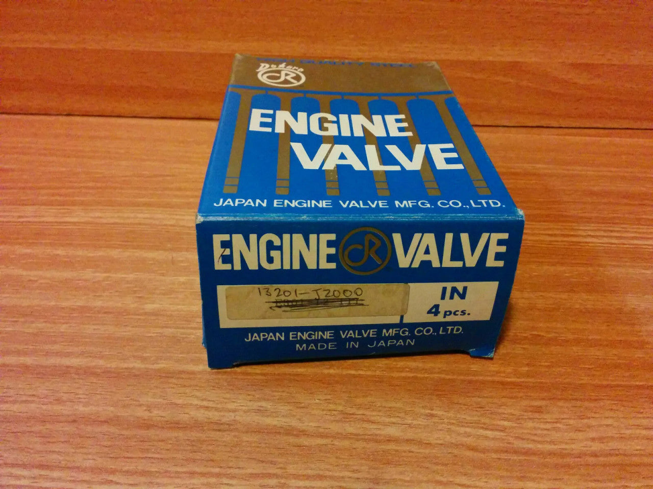 4x Intake Valves Inlet fits Nissan Caball Clipper Civilian C340 BD30 13201-J2000 View Front