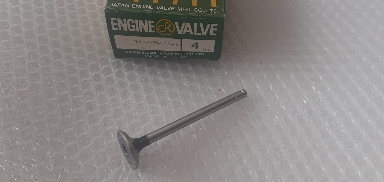 4x Exhaust Valve fits Nissan SD22 SD33 32.5x8x117 13202-76200 View Front