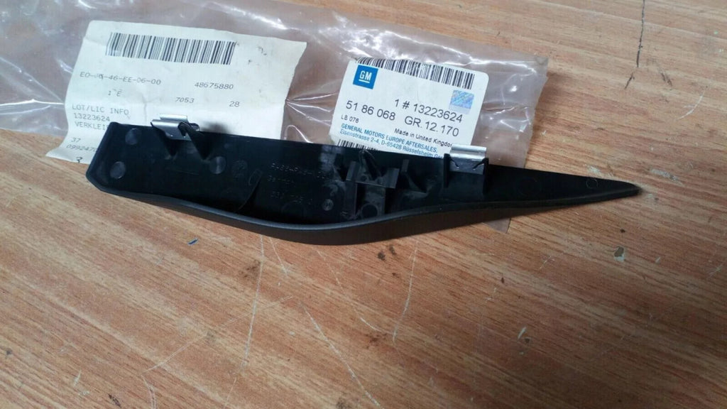 Roof Trim Rear Right Inner fits Opel Vauxhall Astra H Convertible 13223624 View Rear