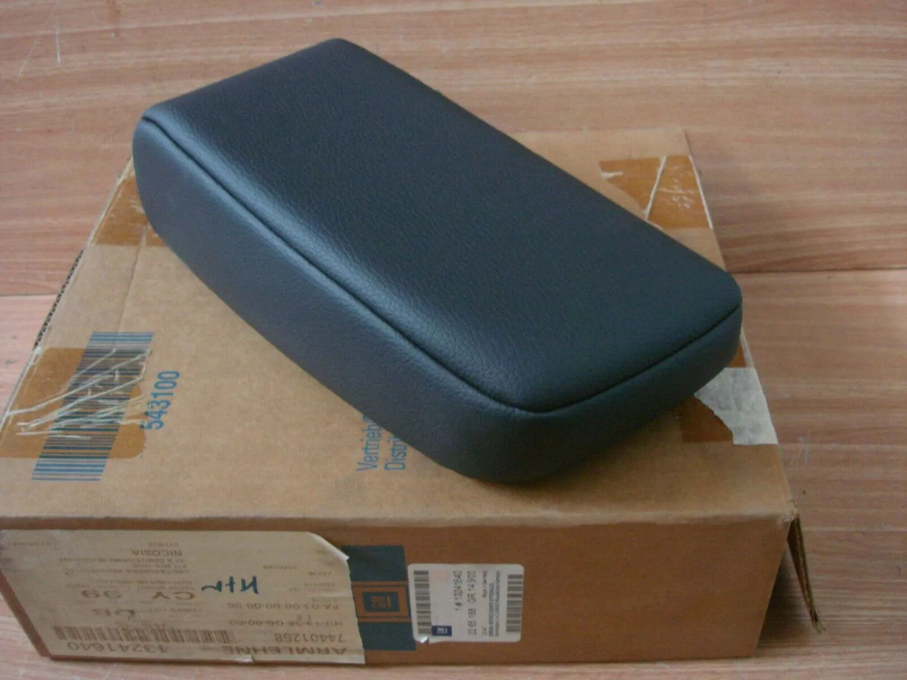 Arm Rest fits Opel Vauxhall Meriva A Zafira B 13241640 Genuine View Right