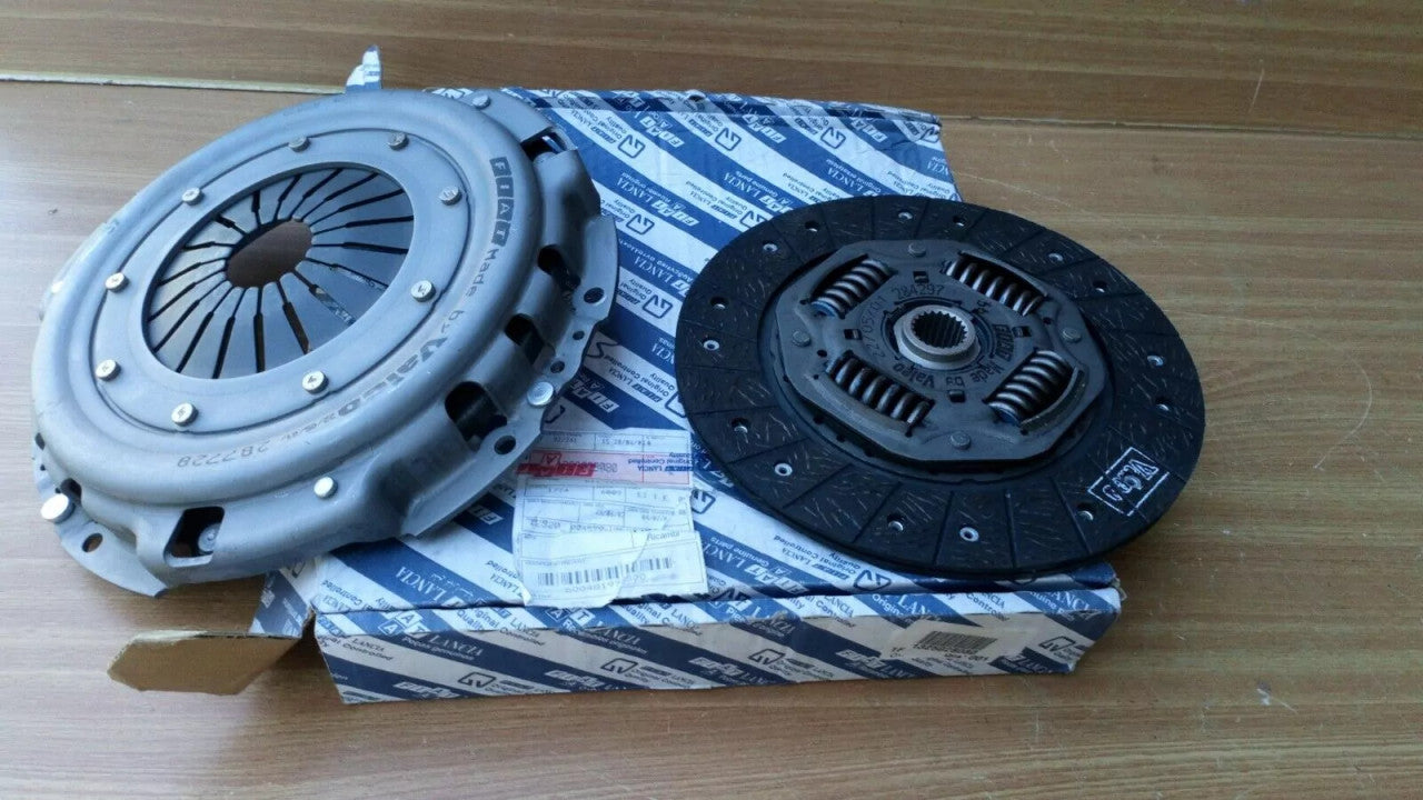 Clutch Kit with out bearing fits Fiat Ducato 1325028080 Genuine View Close Up Front