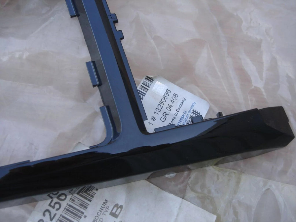Control Lever Bezel RHD fits Opel Vauxhall Astra H 13250636 Genuine View Lower
