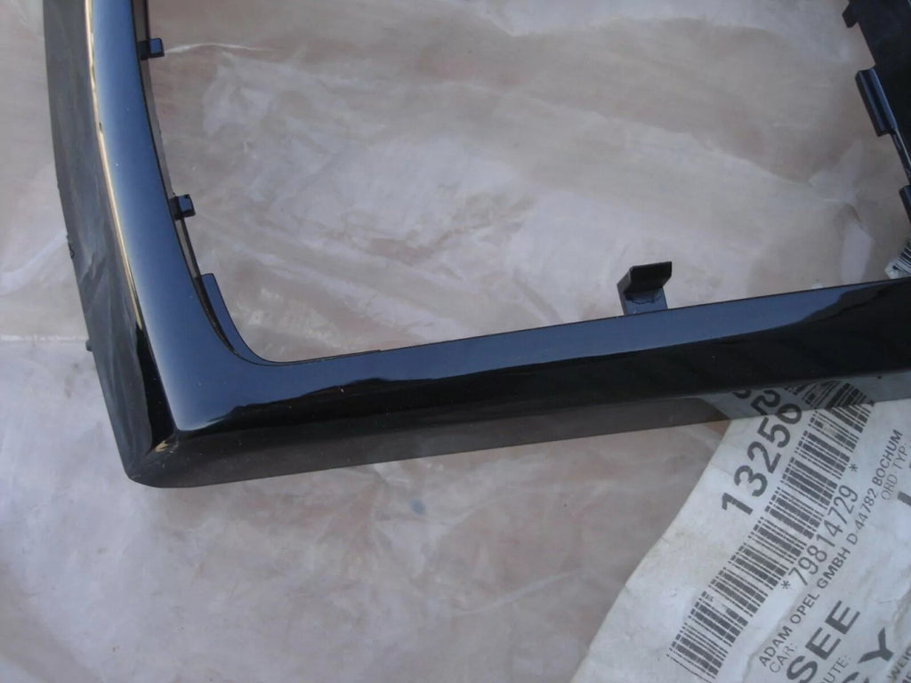 Control Lever Bezel RHD fits Opel Vauxhall Astra H 13250636 Genuine View Close Up Front