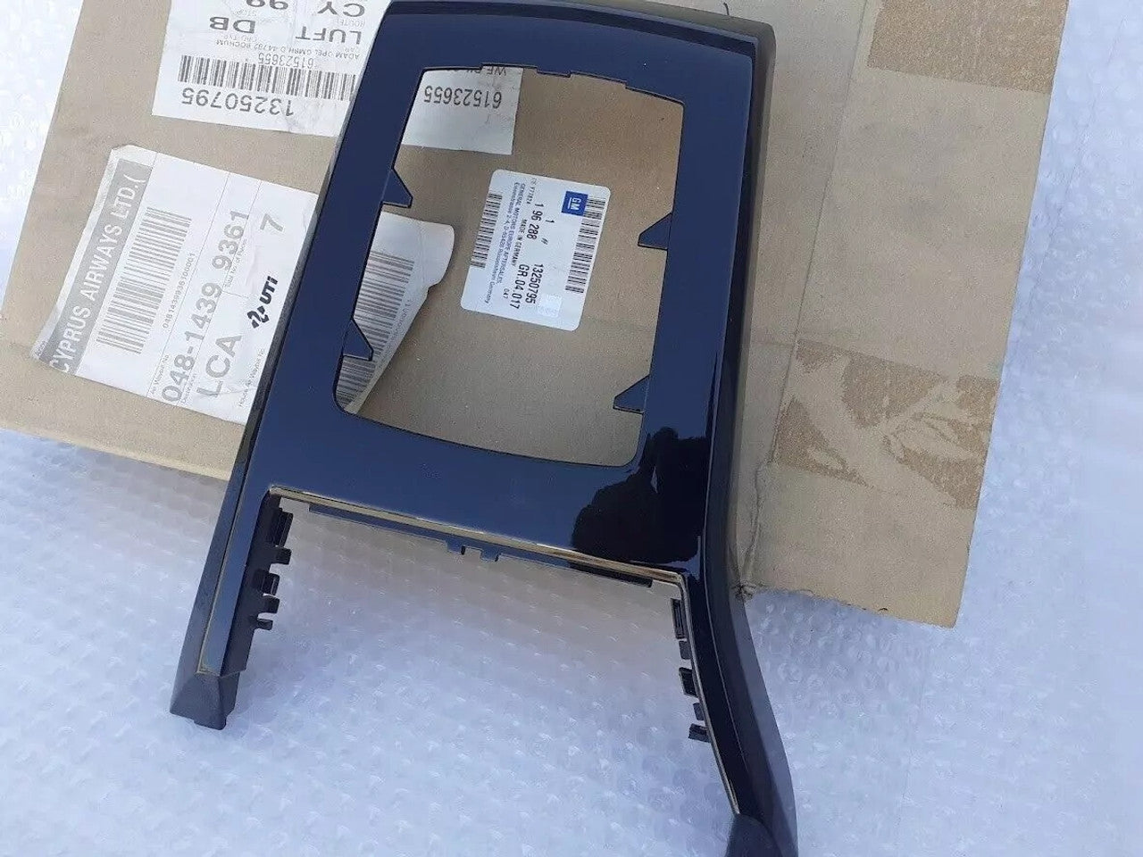 Gear Lever Bezel RHD Piano Black fits Opel Vauxhall Astra H 13250795 Genuine View Left