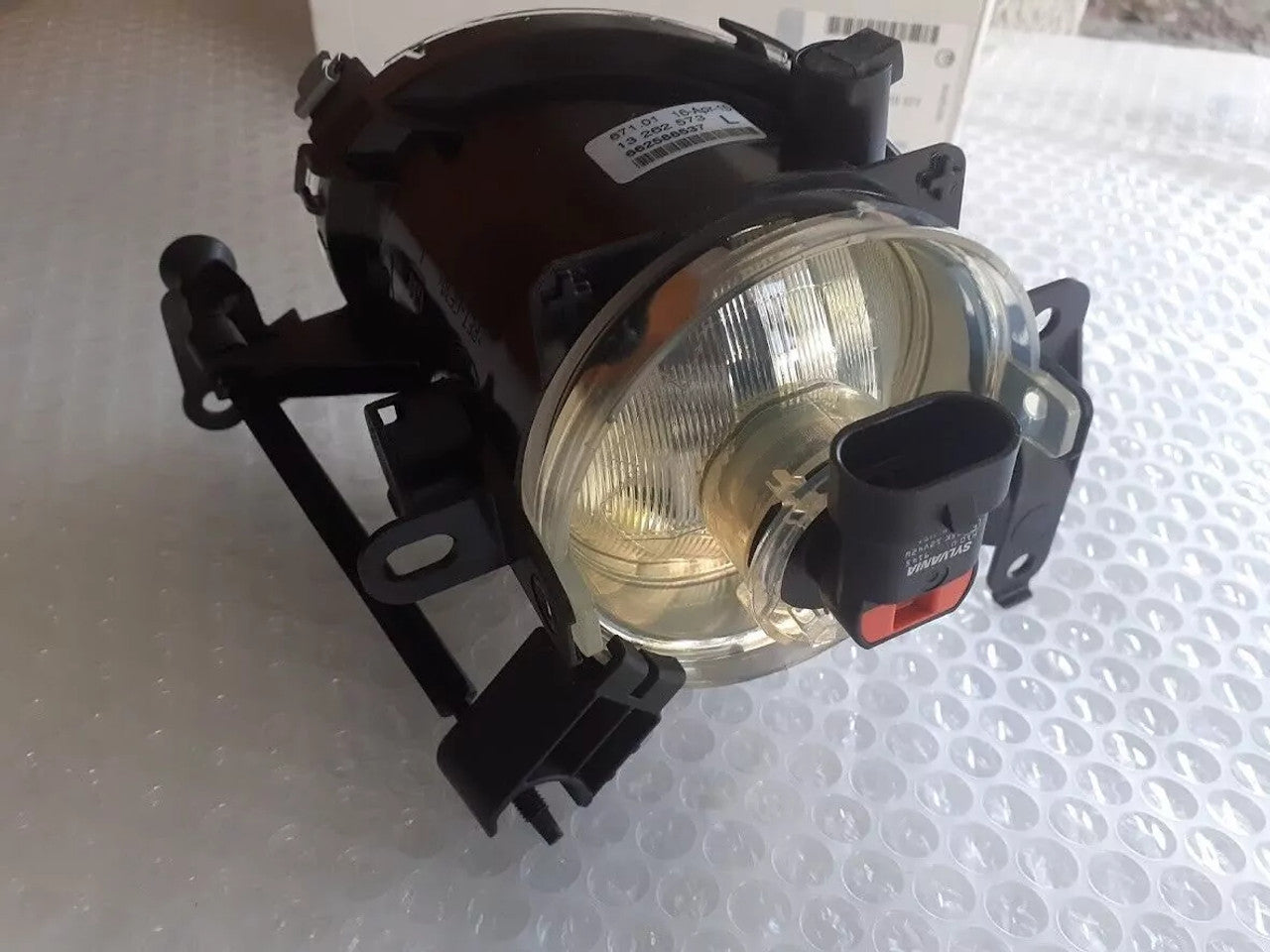 Fog Light Front Left fits Opel Vauxhall Corsa D 13262573 Genuine View Right