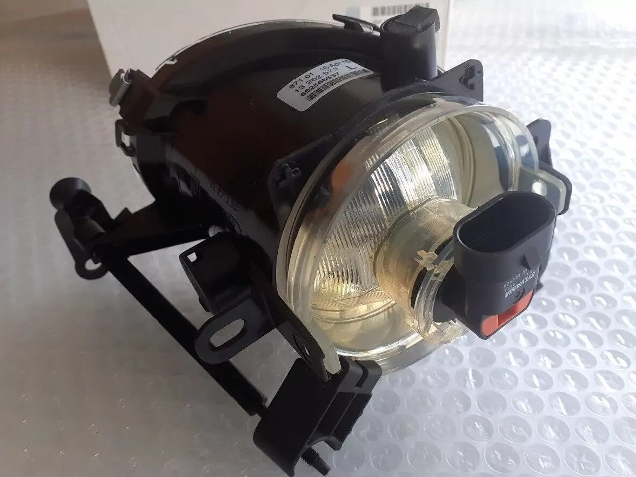 Fog Light Front Left fits Opel Vauxhall Corsa D 13262573 Genuine View Left