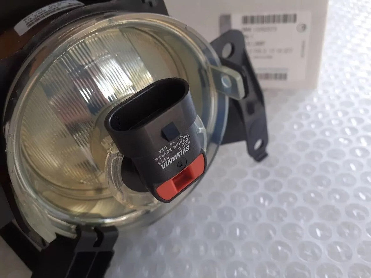 Fog Light Front Left fits Opel Vauxhall Corsa D 13262573 Genuine View Close Up Rear