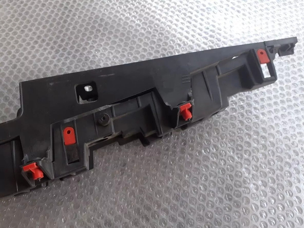 Front Bumper Support Center fits Opel Vauxhall Astra J Cascada 13264602 Genuine View Lower