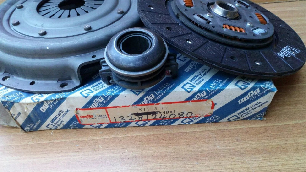 Clutch Kit fits Fiat Ducato 1328124080 Genuine View Rear