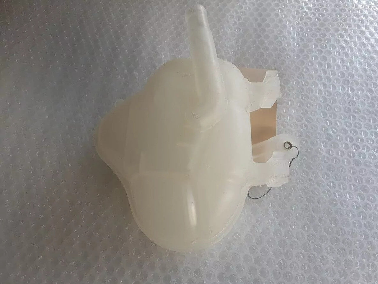 Expansion Tank fits Opel Vauxhall Corsa D Petrol 13312277 Genuine View Right
