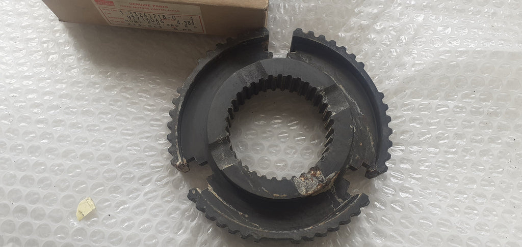 Transmission Hub fits Isuzu Bus Truck 1332612180 Genuine View Rear