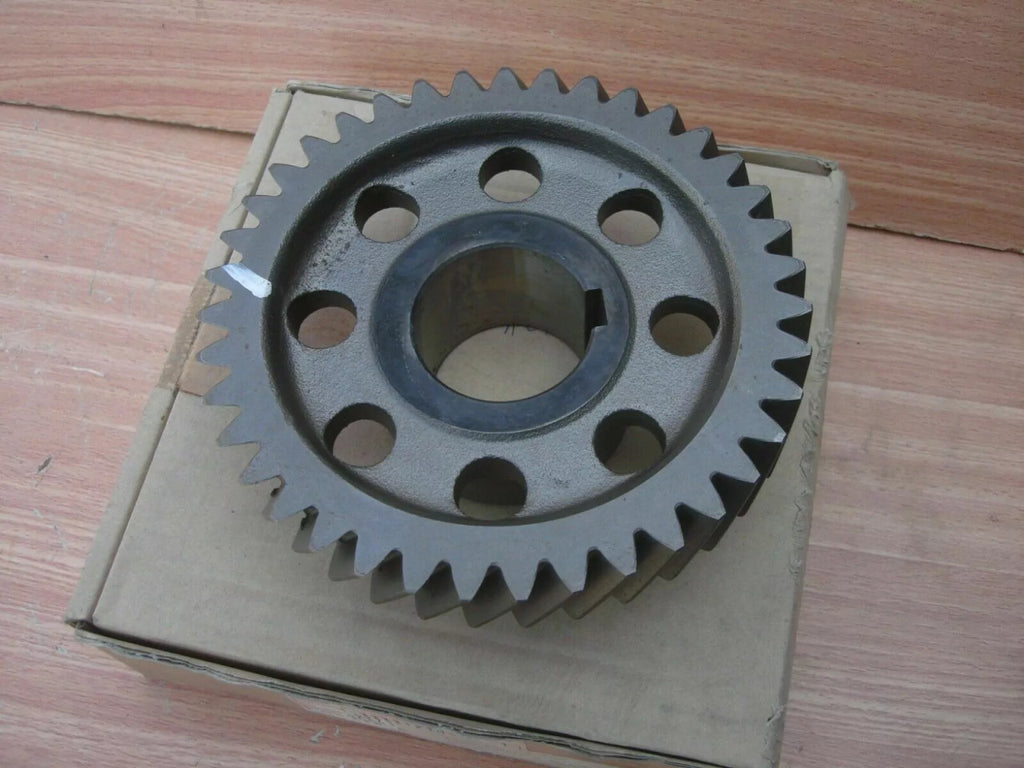 Gear Counter Drive fits Isuzu Bus LT FSS FTS MT111 1333312100 Genuine View Lower