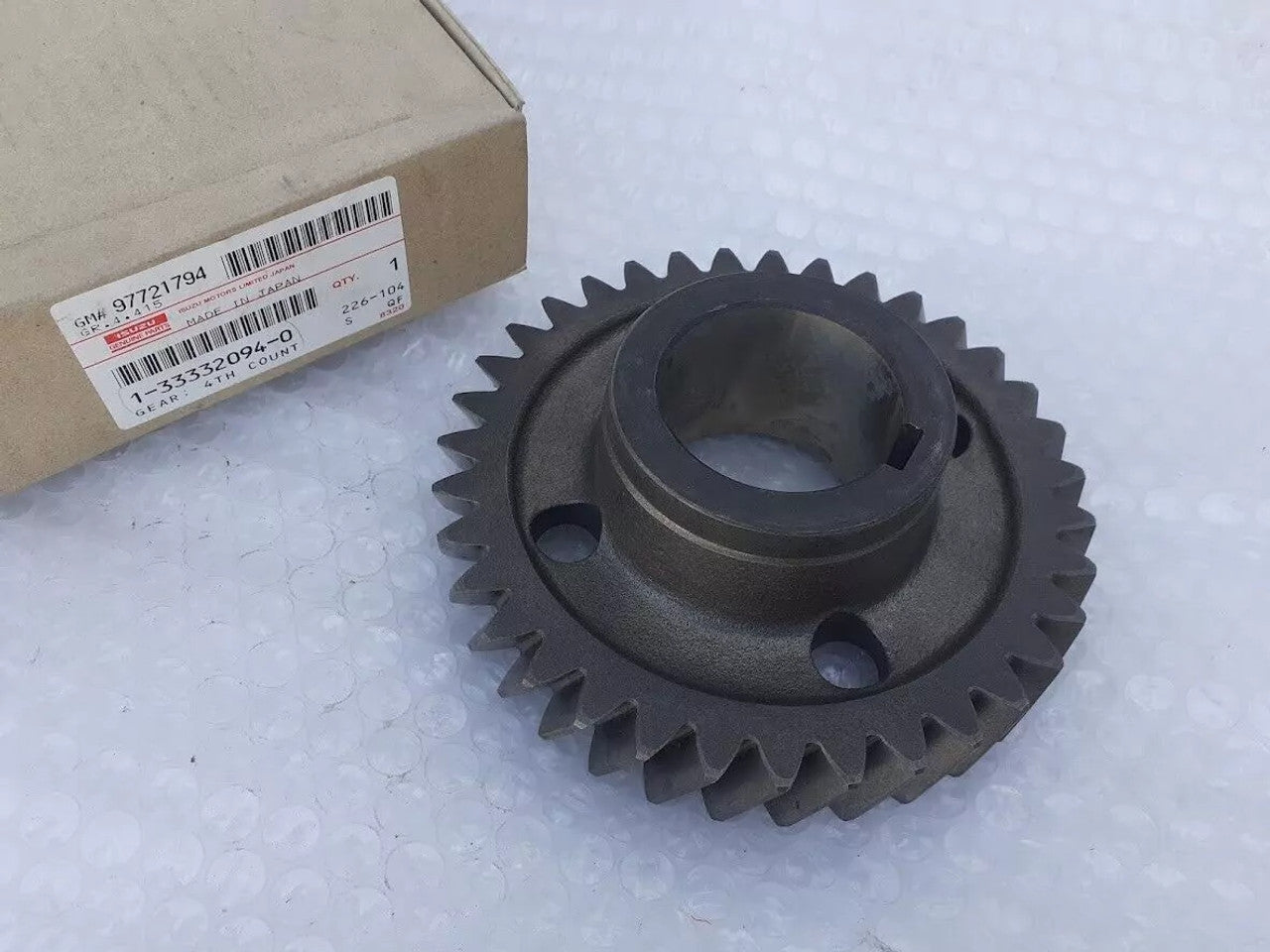 Manual Transmission 4 Gear fits Isuzu BUS Truck LT FSS FTS 1333320940 Genuine View Right