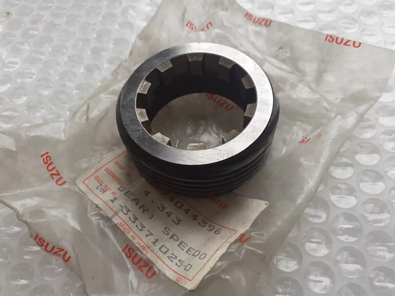 Transmission Speed Drive Gear fits Isuzu Bus Truck LT MR MT 1333710250 Genuine View Front