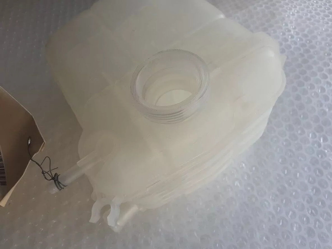 Expansion Tank fits Opel Vauxhall Astra J 13393368 Genuine View Left