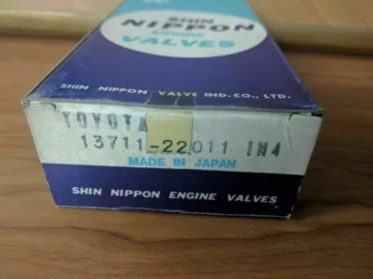 4x Intake Valves Inlet fits Toyota Publica 1000 KP30 KP36 Starlet KP60 K engine 13711-22011 View Front