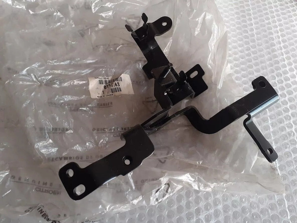 Engine Cover Bracket fits Peugeot Citroen 013743 Genuine View Rear