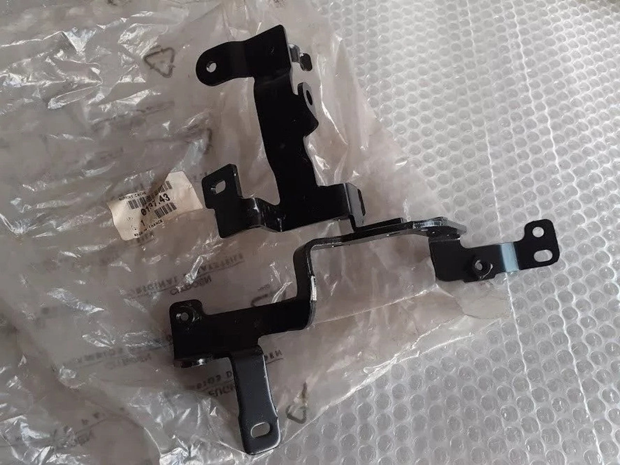 Engine Cover Bracket fits Peugeot Citroen 013743 Genuine View Upper