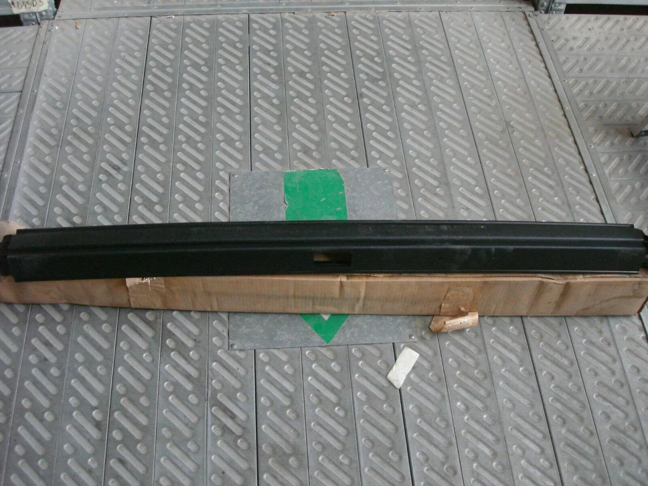 Bumper Rear fits Opel Kadett D Van 1404510 Genuine View Front