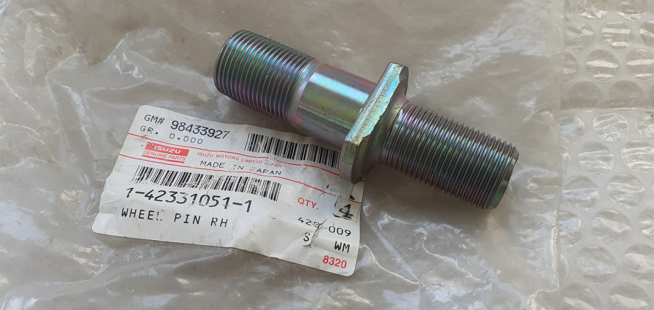 Wheel Pin Axle Right fits Isuzu Bus Truck 1423310511 Genuine View Front