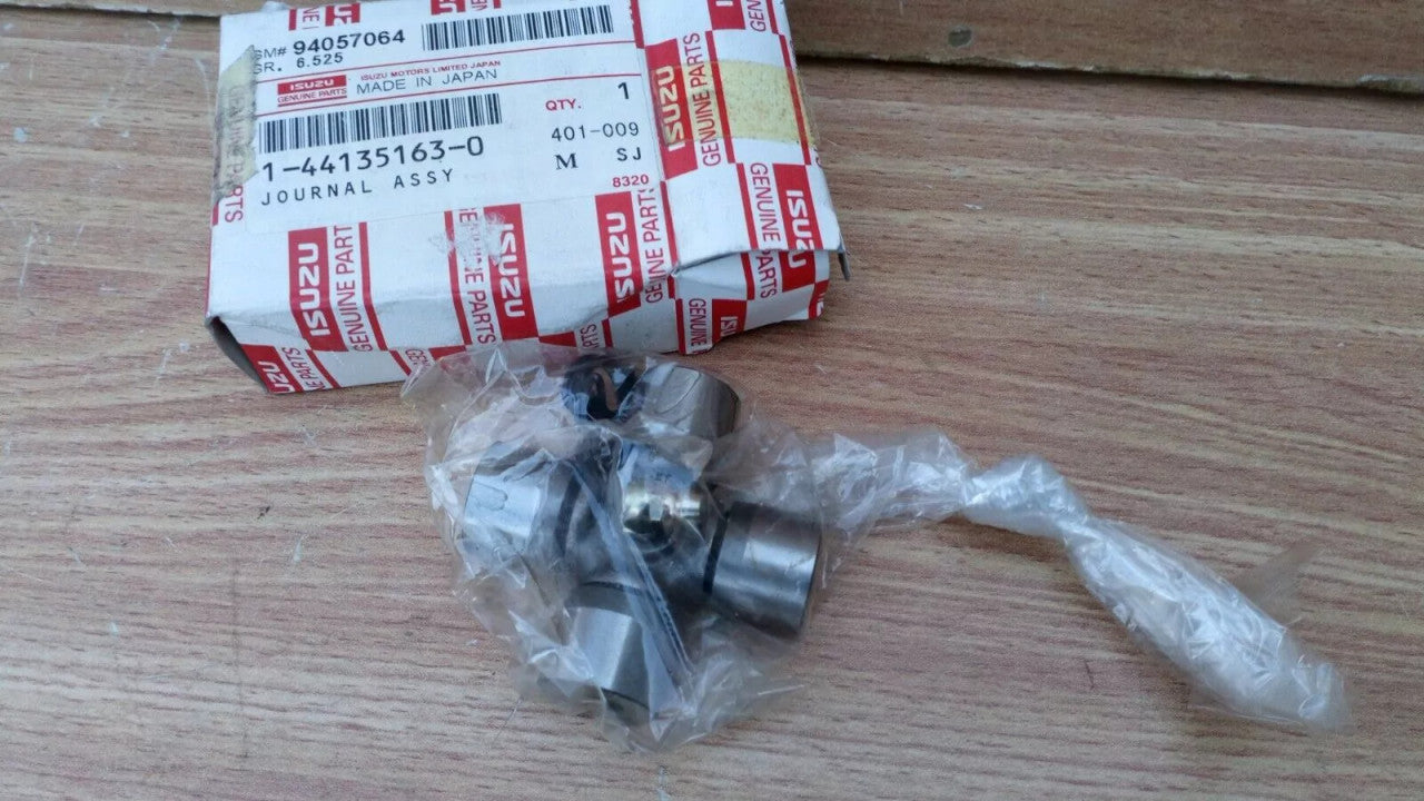 Steering Shaft Universal Joint fits Isuzu Truck Bus 1441351630 Genuine View Front