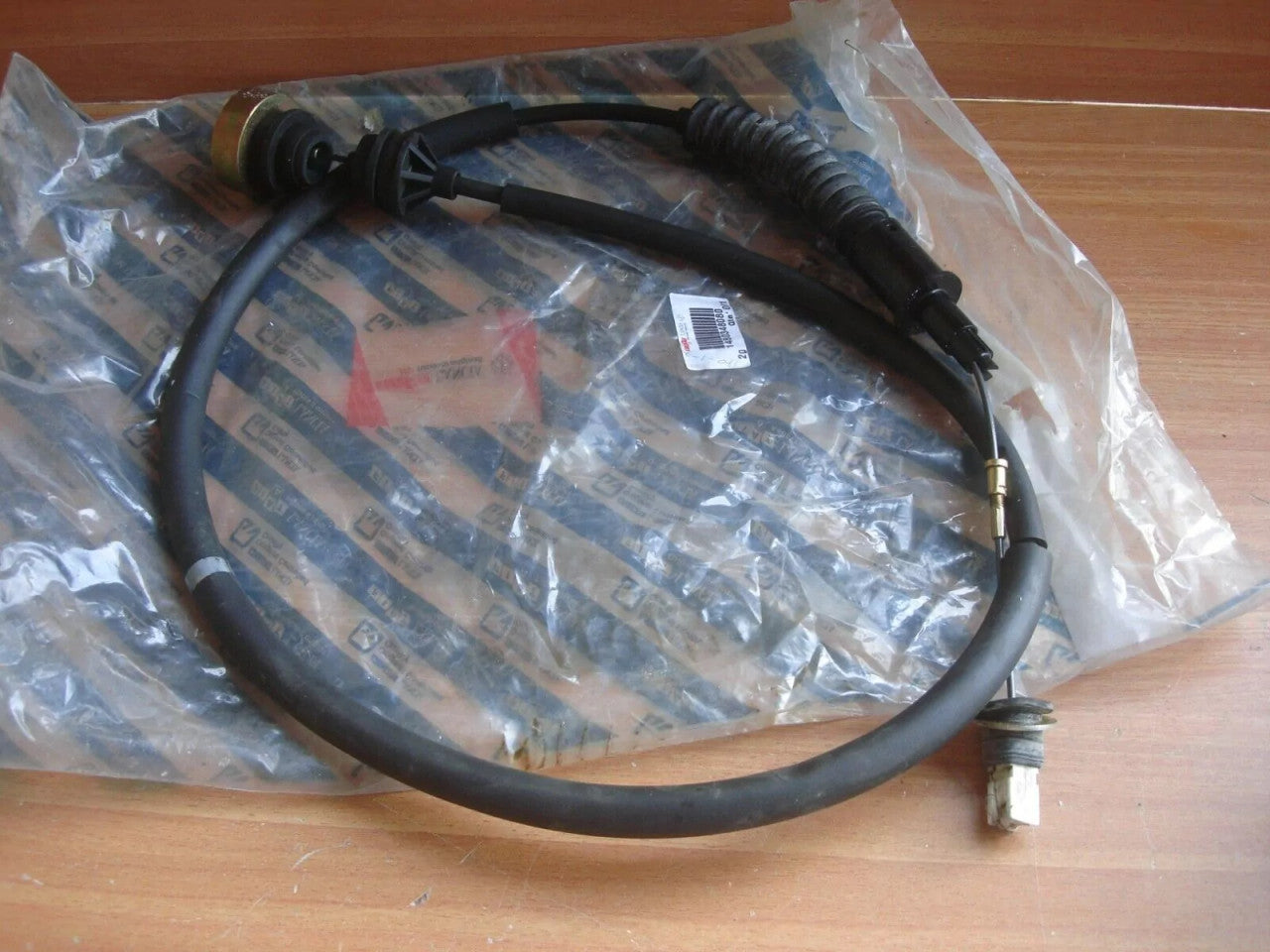 Clutch Cable fits Fiat Ulysse Scudo 1480348080 Genuine View Rear