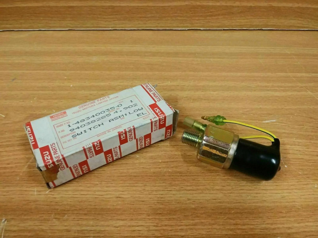 Switch Low Pressure Gauge Air Tank fits Isuzu LT Bus Truck MV CXH Genuine 1483400350 View Front