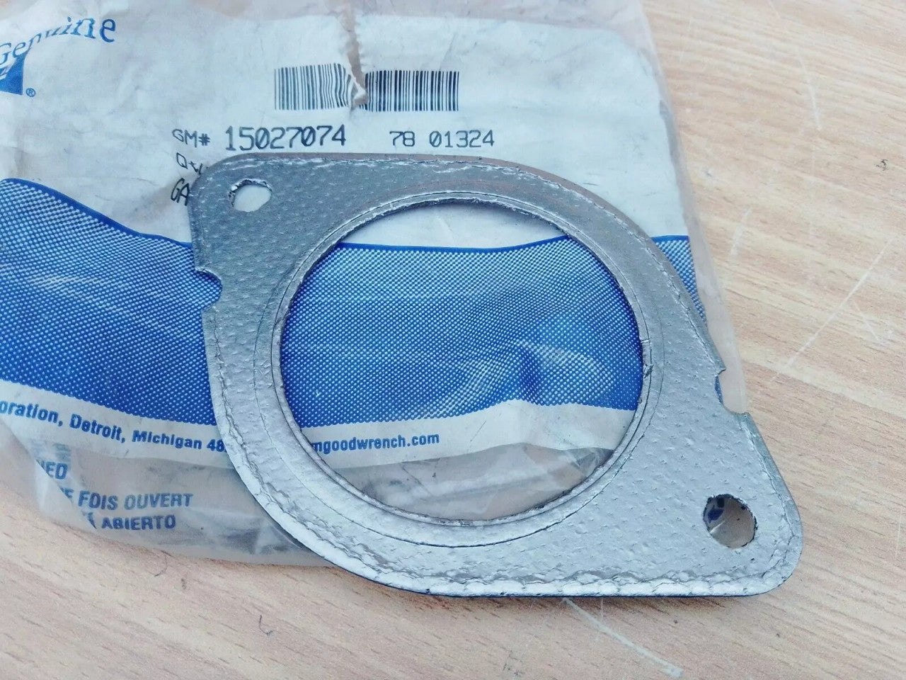 Exhaust Muffler Pipe Gasket fits Chevrolet Blazer GMC Jimmy 15027074 Genuine View Front