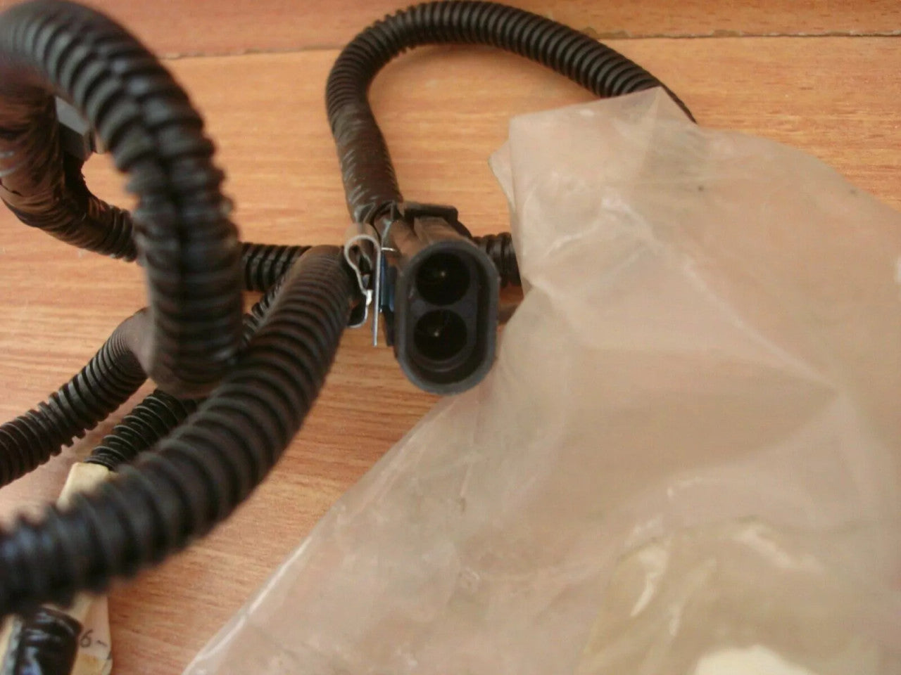 Indicator Turn Signal Front fits Chevrolet Blazer GMC Jimmy 4.3 V6 Genuine 15041202 View Rear