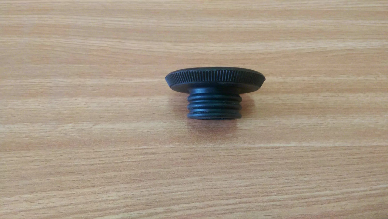 Oil Cap fits Nissan Cabstar Patrol 160 SD33 Pickup 720 Civilian SD23 SD25 ED33 15255-T8200 View Rear