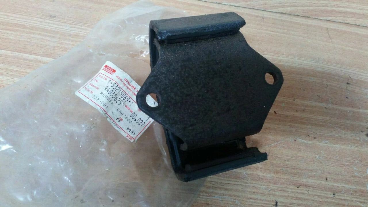 Engine Mount Front fits Isuzu Bus LT Truck FSR JCR ECR SCR 1532150691 Genuine View Rear