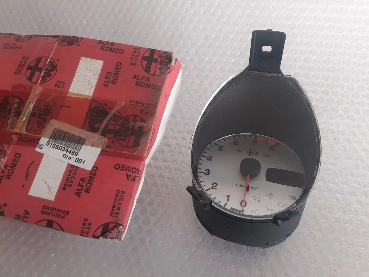 Tachometer Revolution Counter RPM fits Alfa Romeo 156 156034469 Genuine View Front
