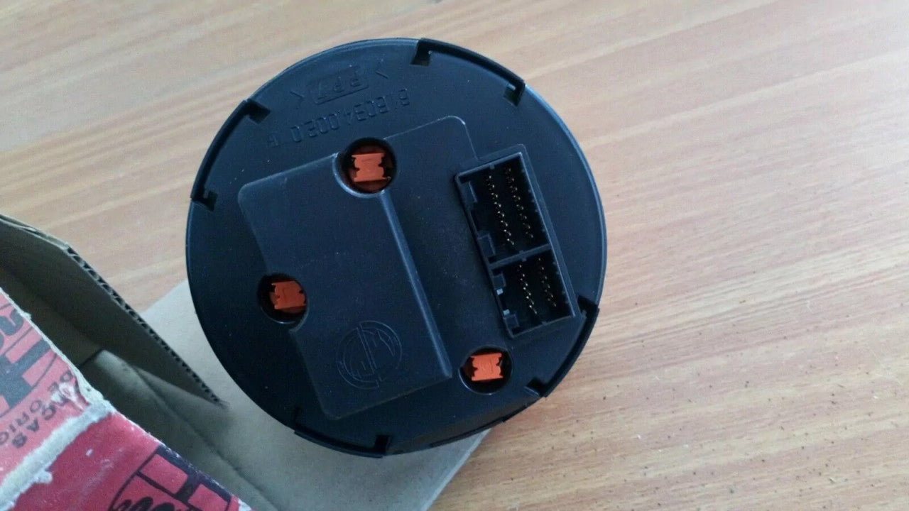 Speedometer KM/H fits Alfa Romeo 156 156034519 Genuine View Rear