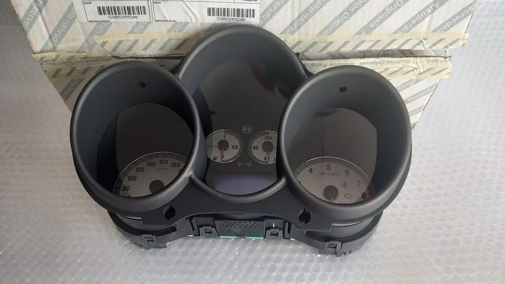 Instrument Cluster fits Alfa Romeo GT 156050196 Genuine View Rear