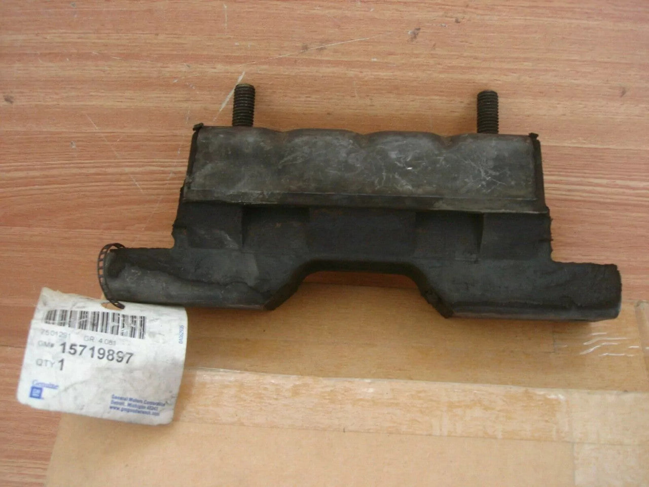 Engine Mount Rear fits Chevrolet Blazer GMC Jimmy 15719897 Genuine View Front